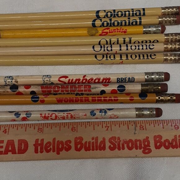 Bundle of vintage ruler & pencils from various bread companies - Picture 2 of 3
